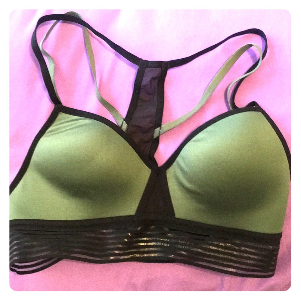 VS sports bra